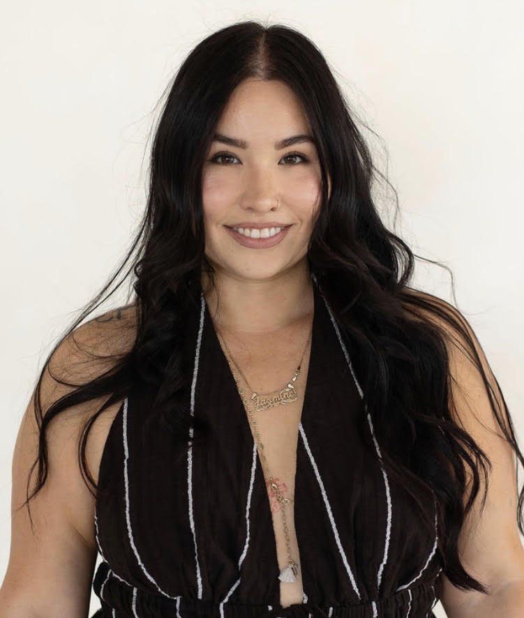Jasmine Matus, Bride Vibe Yoga instructor